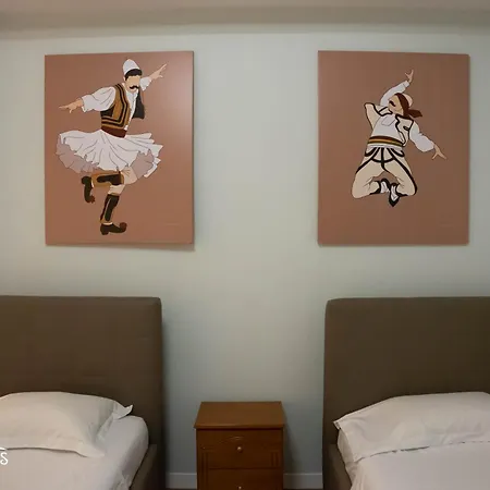 Apartment Agron's